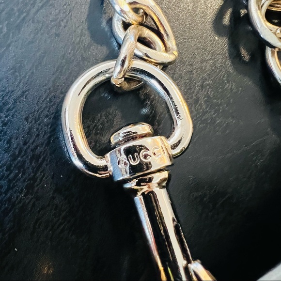 GUCCI Smilla Ostrich handbag/clutch with racoon tails - Picture 11 of 12